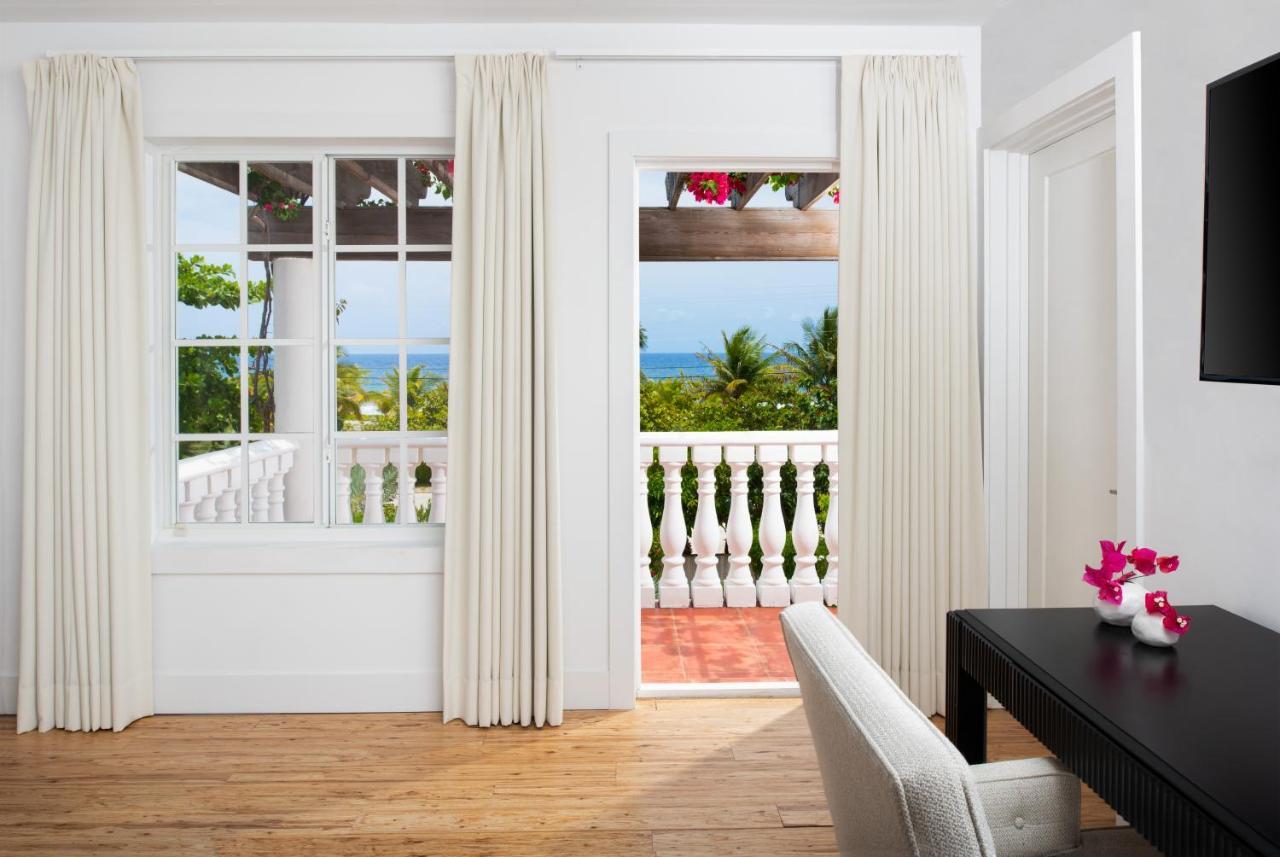 Le Soleil D'Or Hotel Cayman Brac Bagian luar foto