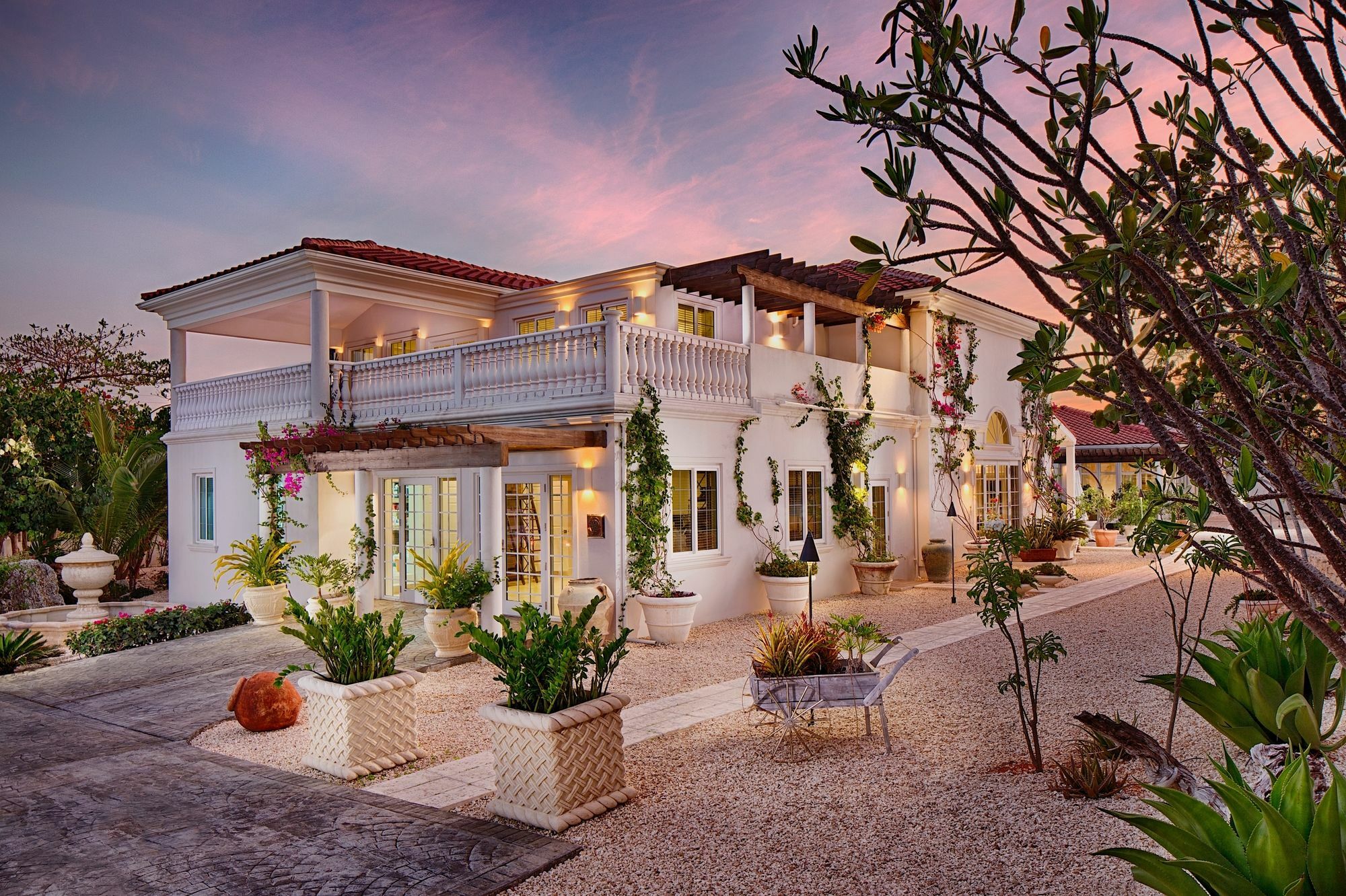 Le Soleil D'Or Hotel Cayman Brac Bagian luar foto