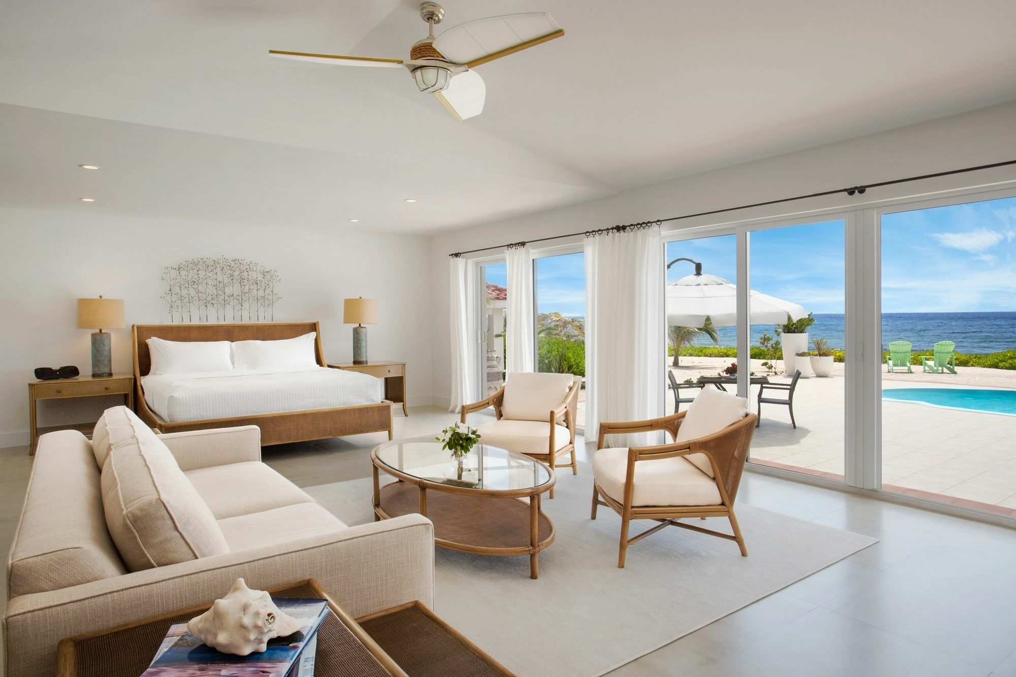 Le Soleil D'Or Hotel Cayman Brac Bagian luar foto